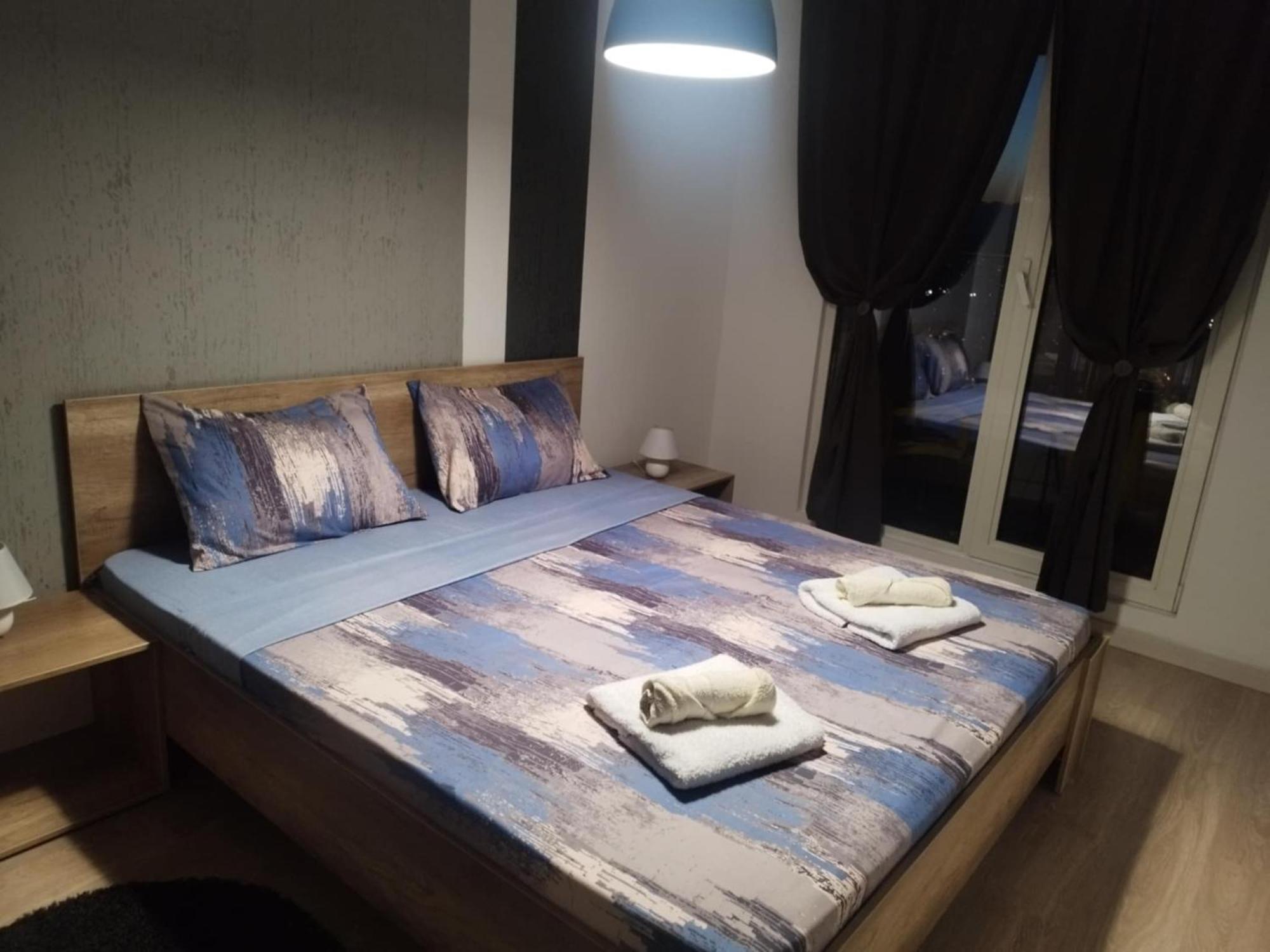 Skopje Sky City: High-Rise Apartments with Pool & Spa Access Exterior photo